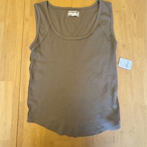 We The Free Gray Sleeveless Tank Top